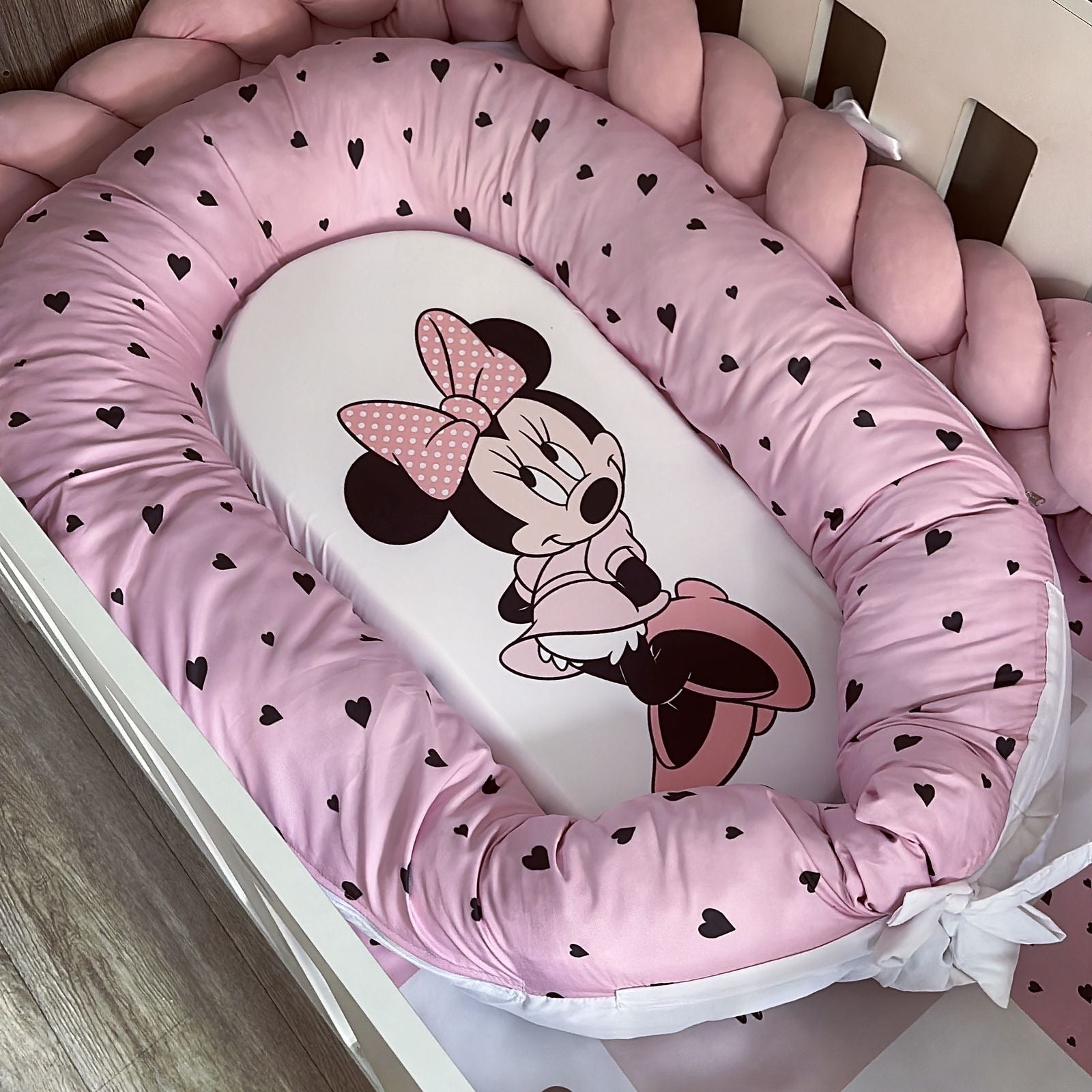 Cot Bedding - Pink Minnie set 06