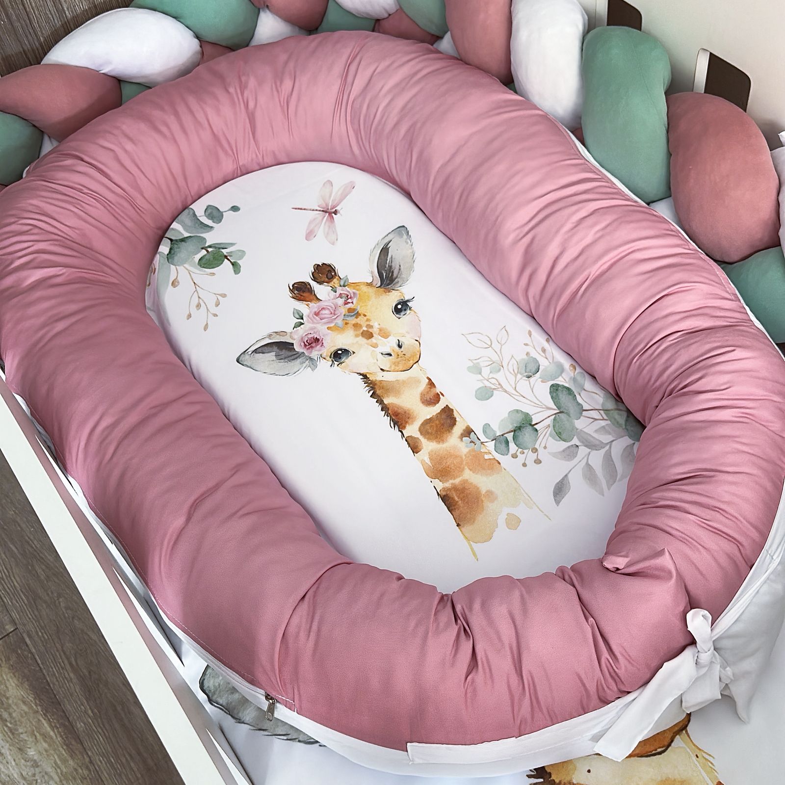 Nest - Giraffe 03 baby nursery snuggle nests South Africa